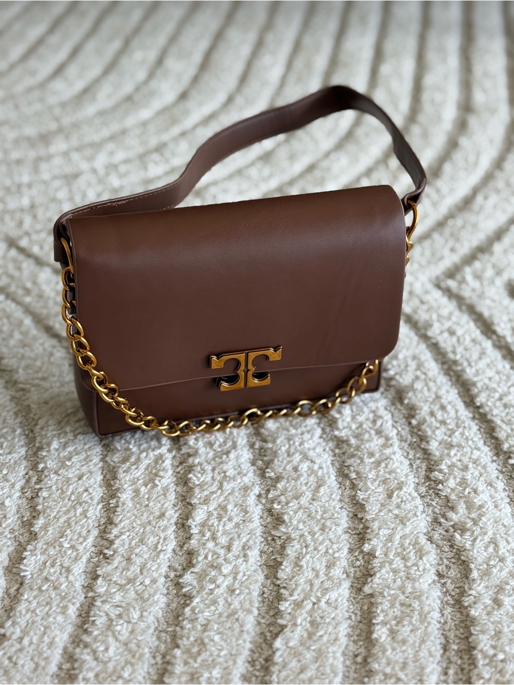 Trendy chain shoulder bag